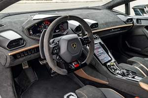 NOUVEAU PRODUIT PHARE EN PROMOTION : Lamborghini Huracán Sterrato d'occasion, parfaitement entretenu, 2024, inspecté, V10 400 ch, transmission intégrale - Product Image 6