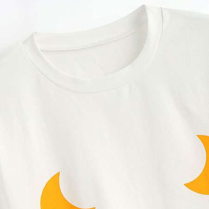 T-shirts pour femmes, écologiques, de haute qualité, col en V compressé, manches courtes, coupe régulière, respirants pour l'été, service OEM personnalisé - Product Image 4