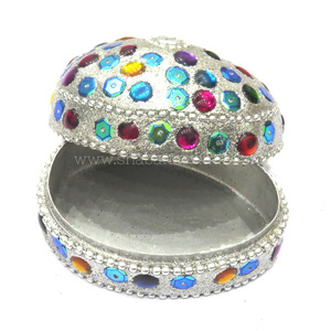 Boîte à Bijoux en Aluminium et Perles avec Couvercle, Couleur Blanche, Boîte Cadeau pour Rangement à Domicile et Chambre, Vente en Gros, Boîte de Luxe pour Cadeaux de Mariage - Product Image 3