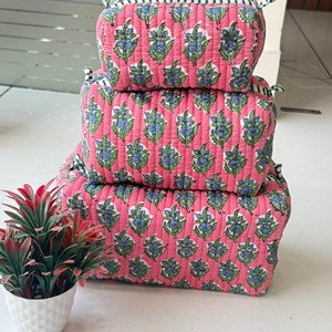 Pink Floral Quilted Cosmetic <b>Toiletry</b> Bag with Zipper Closure Portable Makeup <b>Storage</b> Pouch Set - Product Image 5