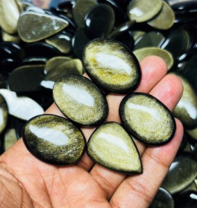 Cabochon en obsidienne dorée 100 % naturelle, pierre précieuse brute faite à la main pour la fabrication de bijoux, accessoire en vrac ASHU GEMS - Product Image 2