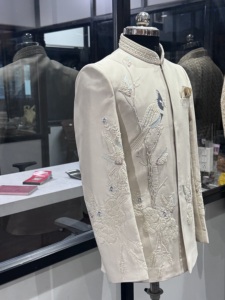 Elegant Ivory Embroidered Ethnic Blouse For Women Traditional Indian Pakistani Wedding Wear Regular Fit All Seasons - Product Image 5