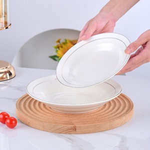 Assiette à soupe en porcelaine blanche pure à bord doré, style moderne, résistante à la chaleur, passe au lave-vaisselle, pour usage en restaurant - Product Image 3