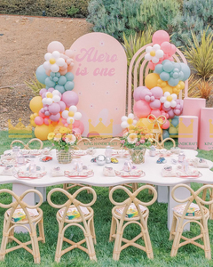 Chaise pour enfants en rotin faite à la main pour la location lors de mariages, fêtes d'anniversaire, festivals et la décoration élégante de lieux de réception pour enfants - Product Image 3