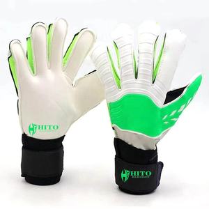 Gants de gardien de but au design dernier cri, Giga Latex, dos en silicone injecté, coupe hybride, sangle intégrée, caoutchouc T-Tab, design personnalisé - Product Image 1