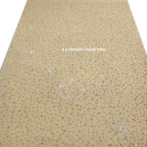 Encaje de malla de lujo tradicional hecho a mano con cuentas bordadas florales, oro, ecológico, mezcla de piedras plateadas y rosas, pedrería de alta calidad - Product Image 5