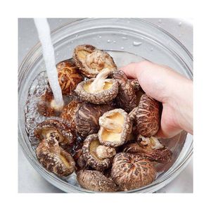 TOP SELLING Vacuum Fried Shiitake Mushroom For Unique Vegetarian Snack Recipe And <b>Wholesale</b> Food Outlet Systems Lot - Product Image 6
