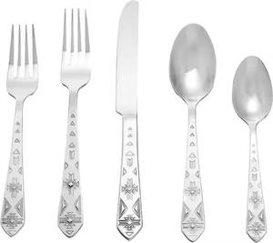 Ensemble de couverts en acier inoxydable pour une mise en place de table moderne, élégant et de qualité hôtelière - Product Image 1