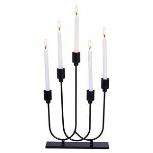 Support à bougies de luxe en métal doré à cinq bras avec base en marbre, bougeoir décoratif de table, tendance contemporaine pour salon et salle à manger - Product Image 2