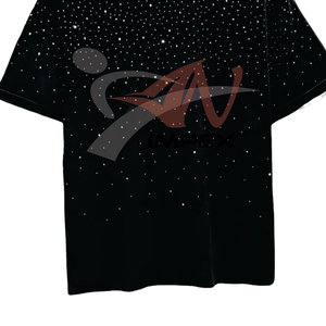 เสื้อยืดลายใหม่ประดับเพชรเทียมสำหรับผู้ชาย แฟชั่นสตรีทแวร์ พิมพ์ลายตามสั่ง เสื้อยืดคอวีประดับเพชรเทียม - Product Image 3