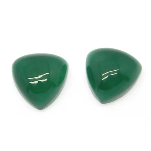 Precio al por mayor: Gema suelta de ónix verde natural de 6 mm con forma de trillón, cabujón, curativa, calibrada, certificada por terceros para joyería. - Product Image 1