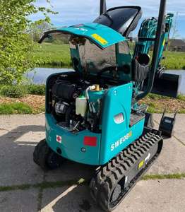 Miniexcavadora Sunward SWE 08 B, Microexcavadora Compacta Diésel con Sistema Hidráulico Auxiliar - Product Image 2