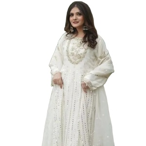 ชุดเดรส/สูทสำหรับผู้หญิงจากทั่วทุกมุมหินและกระจกจริงชุดเดรสสีขาวสไตล์อินเดียที่งดงามและเป็นแรงบันดาลใจจากคนดัง - Product Image 1