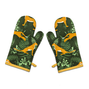Animal Printed Design Cotton <b>Oven</b> Gloves Soft Professional <b>Oven</b> Mitts 100 % OEM Best Rated <b>Oven</b> Mitten for Multipurpose Use. - Product Image 6