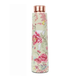 Botella de Agua Metálica de Capitán América con Tapa de Cobre, Doble Pared, para Viaje, Diseño Novedoso - Product Image 4