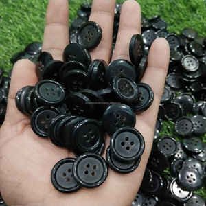 Botón de Cuerno de Búfalo Negro Auténtico Hecho a Mano de Calidad Premium, Pulido Natural, Accesorio para Costura y Manualidades - Product Image 3