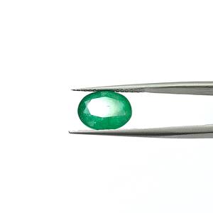 Émeraude ovale verte de 5,26 carats provenant de Zambie, pierre précieuse non montée - Product Image 5