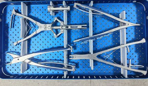 Kit d'instruments chirurgicaux orthopédiques pour la colonne vertébrale, en acier inoxydable, pour l'insertion et la fixation de vis, par Grip Surgical - Product Image 6