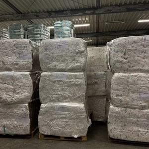 Vente en gros de couches-culottes jetables pour bébés super douces, de haute qualité et confortables, en pâte de cellulose, directement de l'usine - Product Image 1