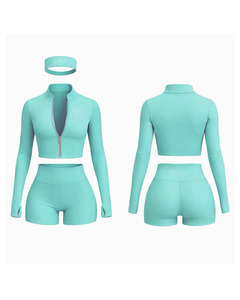 Conjunto de Tres Piezas Personalizado con Logotipo para Mujer 2026, Chaqueta de Manga Larga con Cierre y Estampado de Corazones, Combinada con Pantalones Cortos Plisados y Diadema - Product Image 2