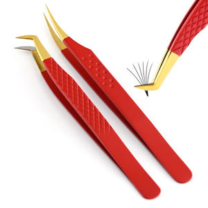 Pince à cils professionnelle en acier inoxydable, ultra-courbée, plate et angulaire, pour une préhension ultime lors du pose de cils en volume - Product Image 1