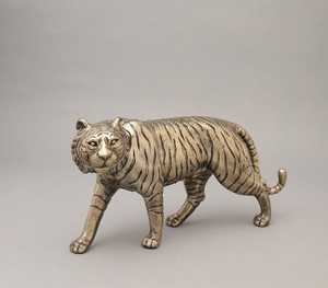 L 32.4 x B 11.4 x H 50.8 cm Tiger Sculpture Animal <b>Figure</b> Traditional Decor Tabletop Living Room Art Piece 1PC - Product Image 1