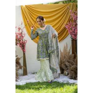 Ensemble de costume respirant en coton vert floral paon pour femme, taille XS, tissu en mousseline - Product Image 1