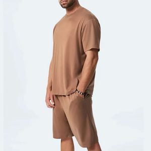 Ensemble 2 pièces décontracté pour homme en tissu éponge avec logo personnalisé, t-shirt à manches courtes et short – Prix de gros – Été 2026 - Product Image 4