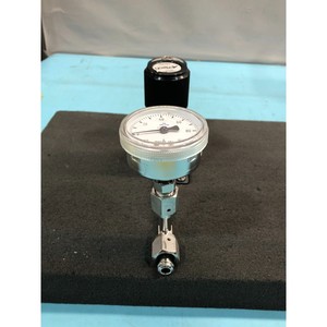 Régulateur de pression APTECH AP5008S4MTSCMK + APTECH - Équipements et pièces semi-conductrices d'occasion fiables à l'échelle mondiale - Product Image 3