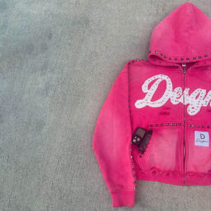 **Custom Women’s Vintage Wash Rhinestone Zip Hoodie Cropped Streetwear Jacket Distressed Hem Studded Graphic Hoodie OEM Hoodies - Product Image 2