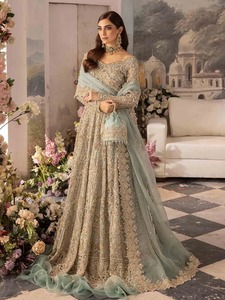 Elegante Lehenga Choli Plateado Bordado, Vestido Largo Tradicional para Bodas y Fiestas, de Alta Calidad y Listo para Usar, para Mujer - Product Image 6