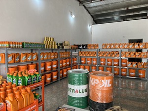 น้ำมันเครื่องยนต์เกษตร PETROLUB PETRO AGRITA 40 ขนาด 6 ลิตร 10 ลิตร สำหรับเครื่องยนต์ดีเซลของเครื่องจักรกลการเกษตร - Product Image 3