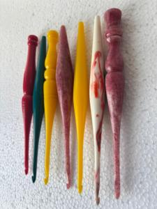 Agujas de Ganchillo Ergonómicas de Resina, Hechas a Mano, Coloridas, para Tejer Hilo, Acabado Liso, Herramientas de Tejido, Suministros de Manualidades al por Mayor - Product Image 2