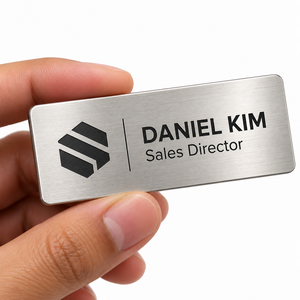 Placa de Identificación Personalizada para Empleados, Etiqueta de Metal con Nombre Corporativo para Uniforme, Fabricante de Logotipos - Product Image 2