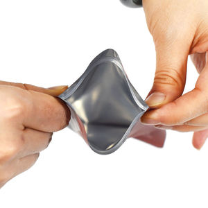 Sacs en mylar recyclables, imprimés sur mesure, à fermeture à glissière sur 3 côtés, refermables, pour l'emballage d'accessoires électroniques - Product Image 5