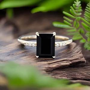 Bague de fiançailles en onyx noir taille émeraude, grappe de diamants, style vintage, en argent jaune 14K, bague de mariée, anniversaire - Product Image 1