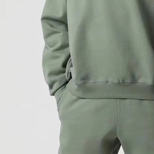 Sudadera con capucha y suéter de algodón premium para hombre, de felpa lisa teñida, jersey de cuello redondo blanco, conjunto de jogger personalizado OEM al por mayor - Product Image 4