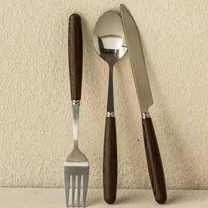 Juego de Cubiertos de Acero Inoxidable Resistente, Cuchara, Tenedor y Cuchillo, Colección de Cubiertos Metálicos de Alta Resistencia para Restaurante, Cocina, Hotel - Product Image 5