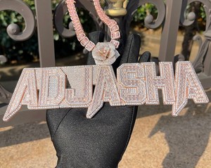 จี้เพชรโมอิสซาไนต์แบบกำหนดเอง สไตล์ฮิปฮอป VVS ประดับเพชรเต็มตัว  จี้ตัวอักษรเงินแท้ 925  จี้เพชรโมอิสซาไนต์สั่งทำ - Product Image 5