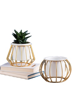 แจกันดอกไม้2ชุดสีทองขนาดเล็กตกแต่งโต๊ะสำนักงานตกแต่งโต๊ะโรงแรมแจกันดอกไม้สไตล์โมเดิร์น - Product Image 1