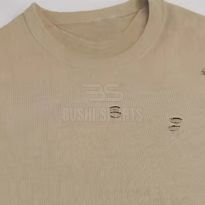 T-shirt léger et confortable effet vieilli, T-shirt premium effet vieilli, tissu lisse avec un attrait élégant - Product Image 4
