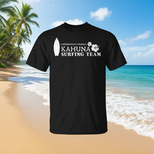 Camiseta Kahuna Surfing Team, negra, unisex, para adultos, cuello redondo, manga corta, diseño de tabla de surf, hibisco - Product Image 3