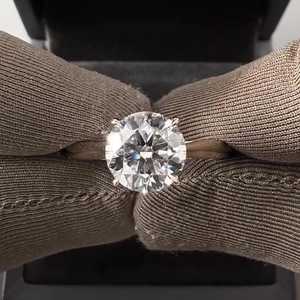 Anillo de Compromiso con Diamante Cultivado en Laboratorio de 1 Quilate, Corte Redondo, Oro Sólido de 14K/18K, Anillo de Boda Solitario de 4 Puntas, Precio de Fábrica, Venta al Por Mayor - Product Image 1