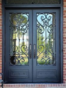 Puertas de Entrada Dobles de Hierro Forjado Personalizadas con Vidrio, Puertas de Seguridad de Lujo para Viviendas Residenciales y Villas - Product Image 1