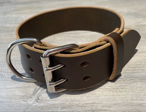 Collar de cuero duradero para perro con costuras resistentes y aspecto de lujo de Divine International - Product Image 4
