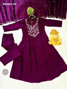 La mejor tela de la última colección, seda Chanderi con conjunto de Kurti-Pant y Dupatta bordados a precio de mayorista, ropa étnica. - Product Image 5