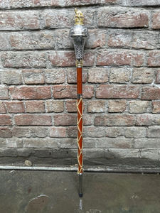 หัวกระบองชุบโครเมียม ลายสิงโตและมงกุฎ พร้อมด้ามจับและแท่งไม้ชุบโครเมียม - Product Image 3