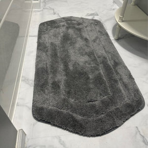 Tapis de bain personnalisé en fausse fourrure de cachemire, doux et moelleux, super absorbant et antidérapant pour salle de bain et chambre à coucher – Nouvelle collection très prisée - Product Image 3