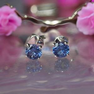 Pendientes de Zafiro Azul Aciano en Plata de Ley Bañada en Oro Estilo Martini, Joyería de Piedras Preciosas Hecha a Mano para Mujer, Venta al por Mayor para Fiestas - Product Image 5