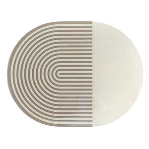 Sous-plat rond en MDF laqué à motif partiel, surface solide minimaliste avec détails linéaires, conçu pour une mise en scène de table moderne, OEM ODM - Product Image 3